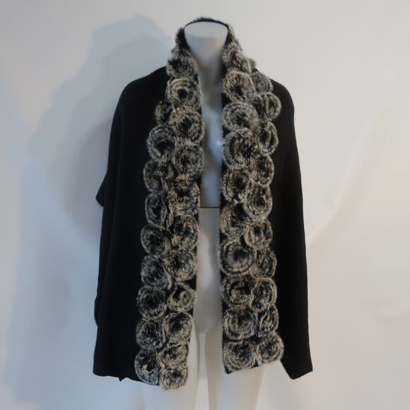 Womens Adrienne Landau Black Genuine Rabbit Fur Trim Knit Wrap Shawl Scarf O/S - Picture 1 of 12